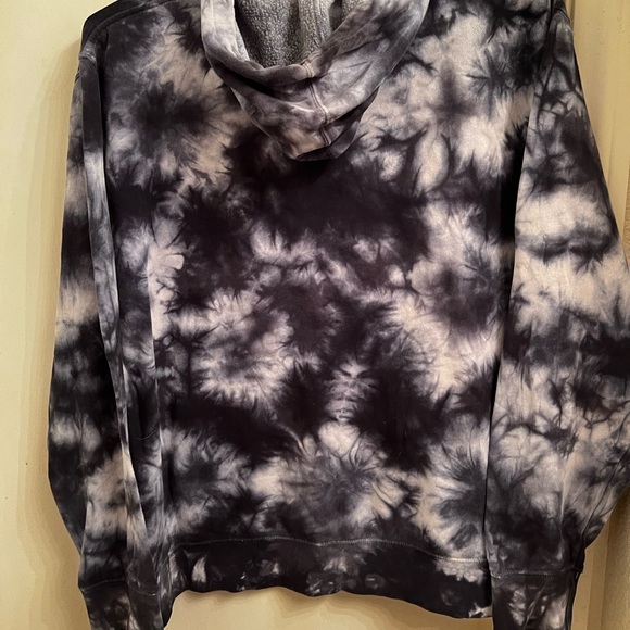 Pull over sweater - Picture 2 of 3